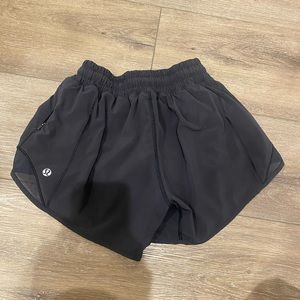 Lululemon hotty hot shorts